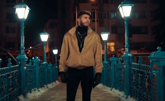 Arabesk Rapçi Meg Yeni Şarkısı 'Papatya' ile YouTube'u Salladı!