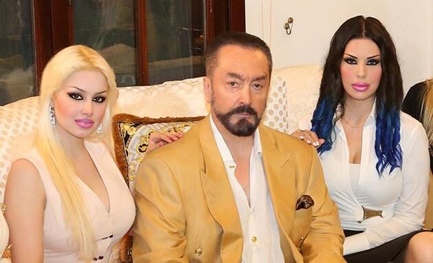 Adnan Oktar Davasında Bir Kişi Daha İtirafçı Olmak İstedi: 'Kadınlara Yatakta Çok İyi Olduğunu Söyletirdi' Adnan Oktar Davasında Bir Kişi Daha İtirafçı Olmak İstedi: 'Kadınlara Yatakta Çok İyi Olduğunu Söyletirdi'