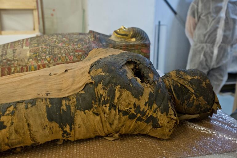 Dünyada bir ilk Hamile bir kadına ait antik Mısır mumyası bulundu