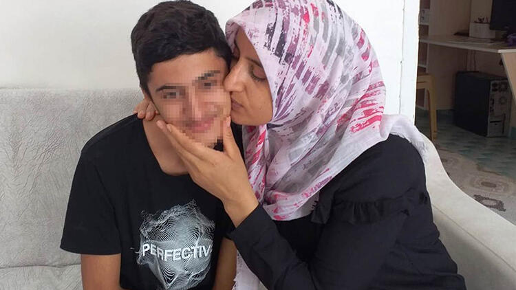 1 Aydır Kayıp Olan 17 Yaşındaki Yakup, İnternet Kafede Oyun Oynarken Bulundu 1 Aydır Kayıp Olan 17 Yaşındaki Yakup, İnternet Kafede Oyun Oynarken Bulundu