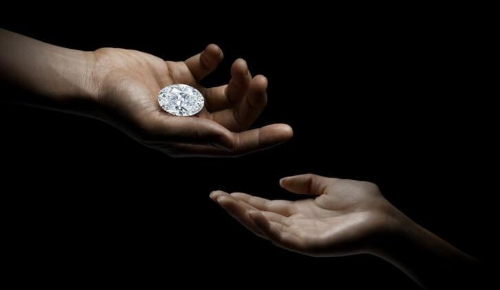 102,39 karat büyüklüğündeki elmas Hong Kong’da satışa çıkacak