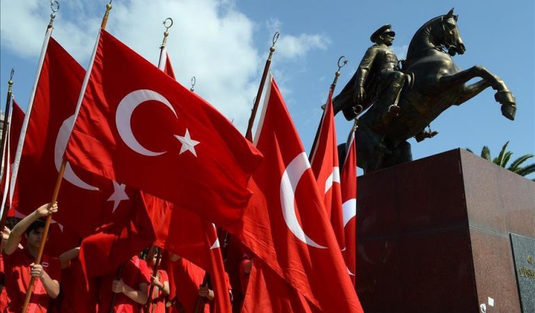 19 Mayıs coşkusu bu yıl çevrim içi yaşanacak 19 Mayıs coşkusu bu yıl çevrim içi yaşanacak