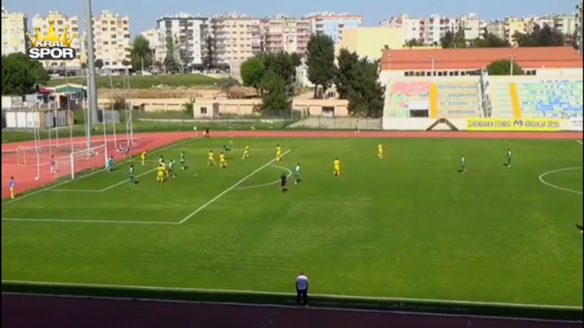 1922 Konyaspor-Tarsus maçında Celal Hanalp'tan nefis gol 1922 Konyaspor-Tarsus maçında Celal Hanalp'tan nefis gol