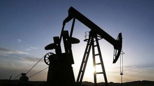 ABD'nin petrol stokları düştü