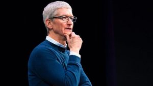 Apple CEO'su Tim Cook da dolar milyarderleri listesine girdi