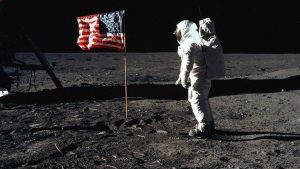 Ay'da kullanılacak astronot kıyafetleri test aşamasına geldi