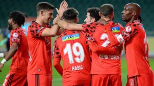 Beşiktaş, Türkiye Kupası'nda yarı finalde! Konyaspor penaltılarda yıkıldı