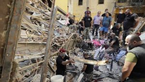 Beyrut’taki patlamadan bir ay sonra enkaz altından nabız sinyalleri alındı
