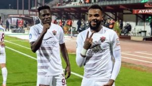 Boupendza ve Diouf'un gol krallığı yarışı, Hatayspor'da yönetimi gururlandırıyor