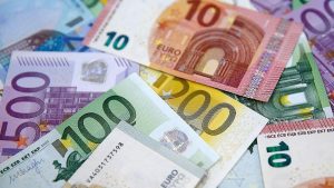 Dolar, euro, sterlinde son durum