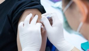 e-Nabız nedir? Grip aşısında öncelik kimlerin olacak?