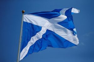 Eğer Britanya bağımsızlık oylamamızı engellerse, tüm opsiyonları değerlendiririz- İskoç Lider