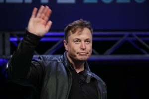Elon Musk New York'a yüzlerce solunum cihazı bağışlıyor