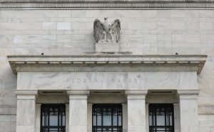 Fed tutanakları yeni para politikası yaklaşımının uygulanması ve ekonominin görünümü hakkındaki görüş ayrılıklarını ortaya koydu