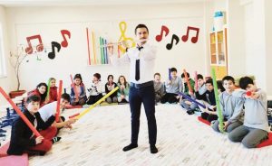 Fenomen öğretmenin müzik sınıfı