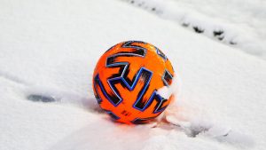 Galatasaray - Kasımpaşa maçının saati değişti! Kar yağışı Süper Lig maçlarını nasıl etkileyecek?