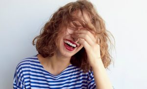 Gülmenin faydaları nelerdir stresi azaltmaya yardımcı oluyor!