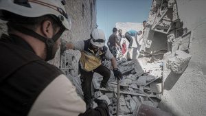 İdlib'e yoğun hava saldırıları: Çok sayıda ölü var