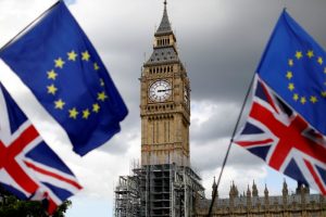 İngiltere Başbakanı Johnson'ın Brexit anlaşmasını ihlal etme planı parlamentodaki ilk oylamayı geçti