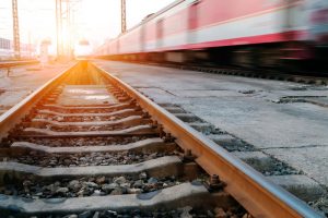 Kardemir AŞ uluslararası standartlarda hızlı tren rayının yerli üretimine başladı