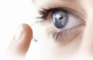 Lens kullanırken gözleri virüsten korumanın 10 yolu