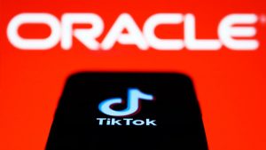 Microsoft vazgeçti: TikTok'u Oracle mı satın alacak?
