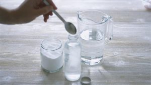 Mide yanmasına doğal çözüm: Karbonatlı su nasıl içilir? Karbonatlı suyun faydaları..
