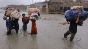 Pakistan'daki korkunç sel felaketinde bilanço arttı