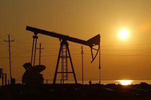 Saudi Aramco'nun net karı Q1'de petrol fiyatlarının gerilemesiyle %25 düştü