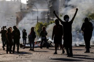 Şili'deki zam karşıtı protestolarda 8 kişi hayatını kaybetti