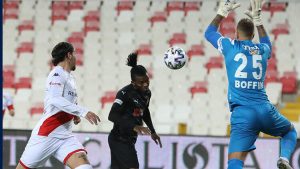 Sivasspor'un sahasındaki galibiyet hasreti 6 maça çıktı