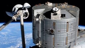 SpaceX tarafından dün fırlatılan astronotlar uzay istasyonuna ulaştı