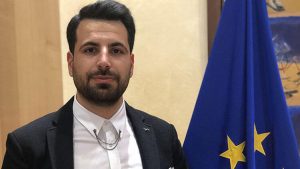 Spor elçisi Ozan Karakuş, 'Evde aktif olalım' çağrısı yaptı