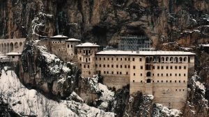 Sümela Manastırı'na ziyaretçi yasağı Mart ayına kadar sürecek