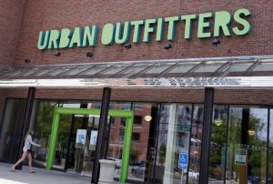 Urban Outfitters, ilk çeyrek için güçlü sonuçlar ve pozitif rehberlik paylaştıktan sonra yükseldi