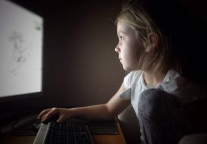 ​Yeni normalde çocukların internet güvenliği nasıl sağlanmalı?