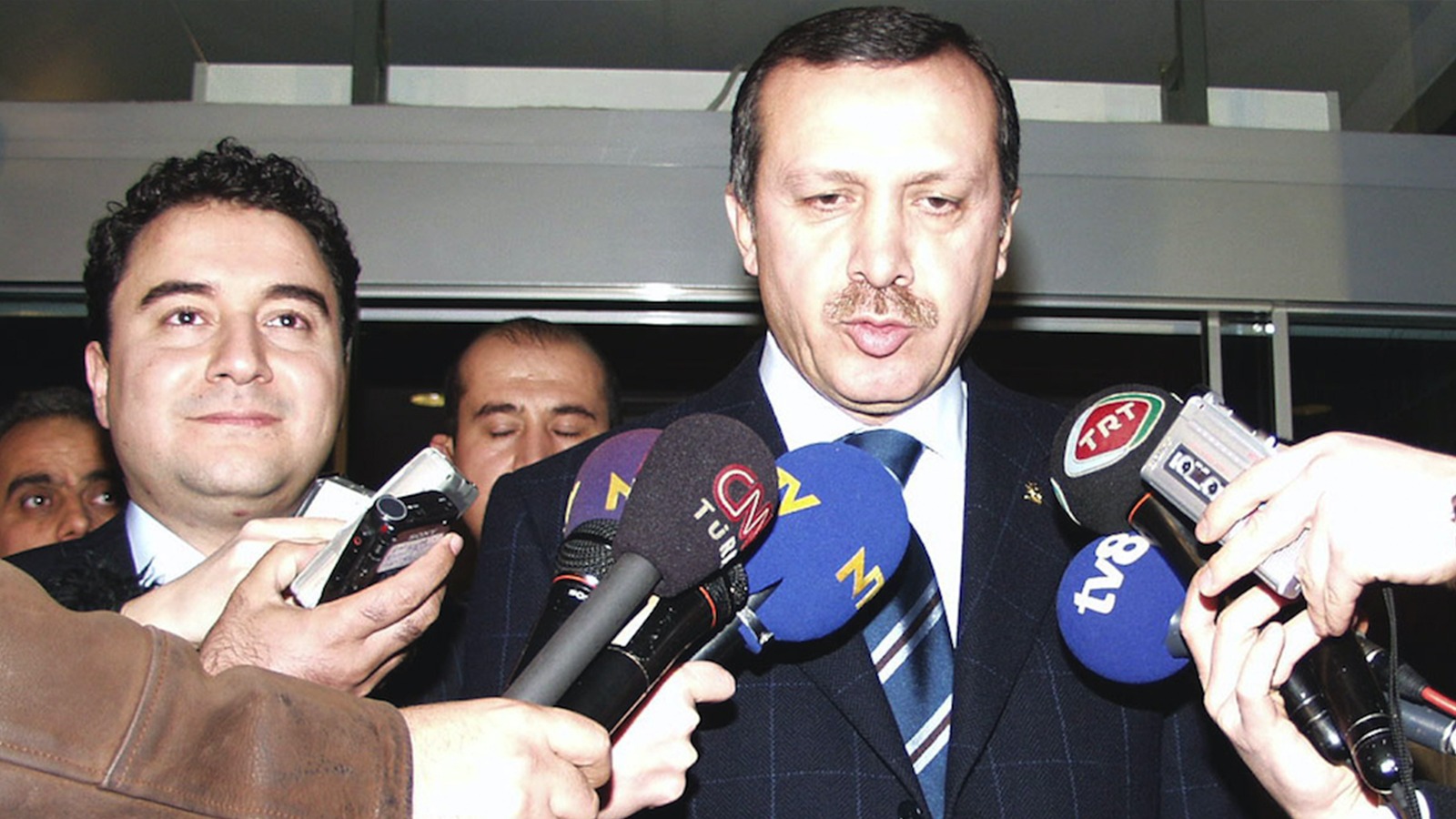 Abdulkadir Selvi: Babacan'ın Erdoğan'ı kolladığı söyleniyor Abdulkadir Selvi: Babacan'ın Erdoğan'ı kolladığı söyleniyor