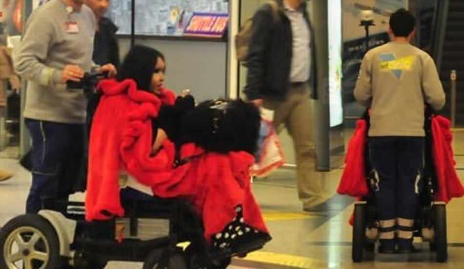 Bülent Ersoy'dan skandal hareket! Ersoy, uçağı kaçırınca havalimanını birbirine kattı!