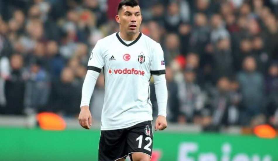 7. Koğuştaki Mucize filmi ünlü futbolcu Gary Medel'i ağlattı!