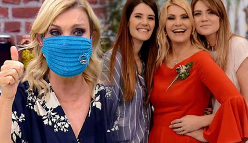 Annesi Derya Baykal ile dalga geçenlere kızı Müge Ferhan Şensoy'dan cevap! Annesi Derya Baykal ile dalga geçenlere kızı Müge Ferhan Şensoy'dan cevap!