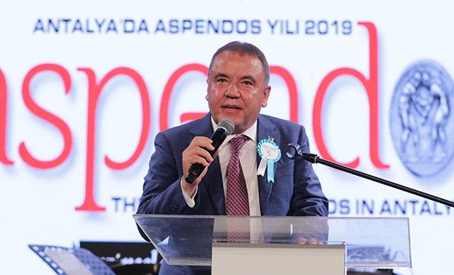 Antalya Büyükşehir Belediye Lideri Böcek: 'Gelen Turist Ayak Bastı Parası Ödesin'