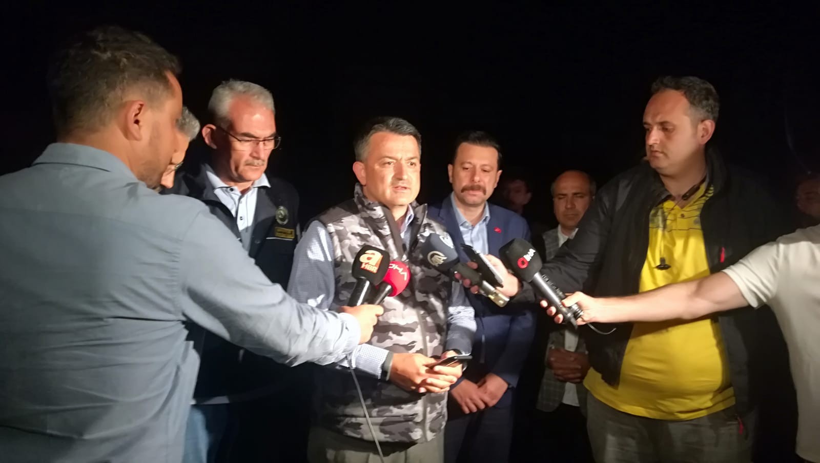 "Bakan Pakdemirli'nin mart ayında duyurduğu 2700 orman muhafaza memuru dün işe alındı! "Bakan Pakdemirli'nin mart ayında duyurduğu 2700 orman muhafaza memuru dün işe alındı!