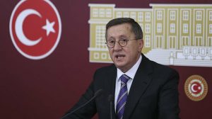 İYİ Partili Türkkan Necmettin Erbakan’ı hedef aldı: Boş tarlaya temel atardı