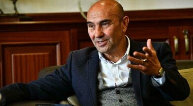 İzmir Başkanı Tunç Soyer’den adil aşılama çağrısı