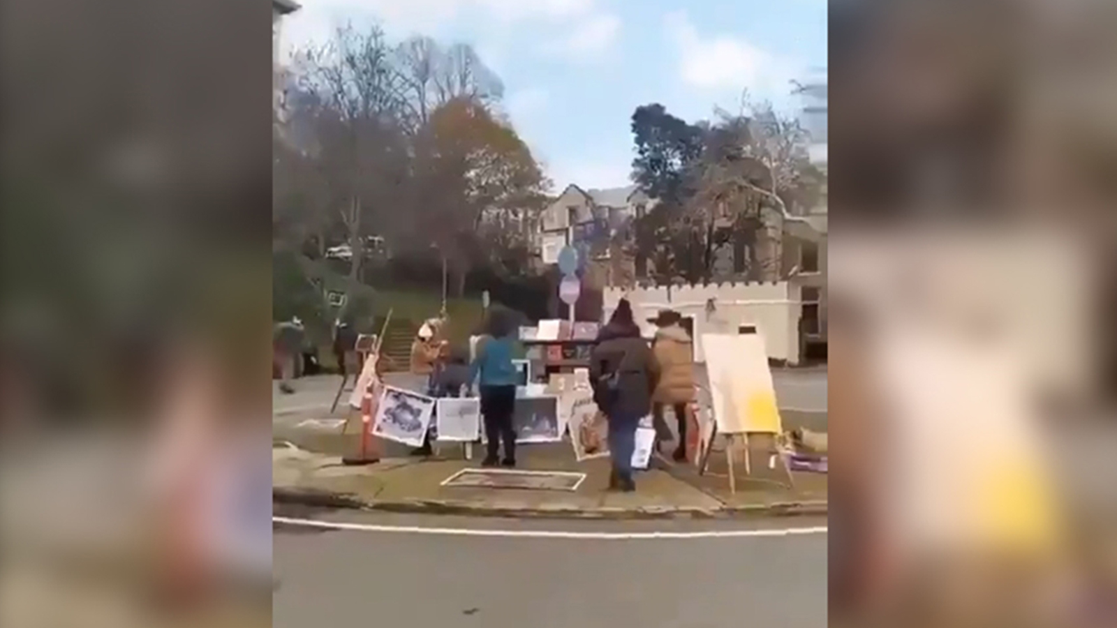 13 sivil toplum kuruluşundan, Boğaziçi öğrencilerinin tutuklanmasını "hukuka uygun" bulan Adalet Bakanlığı’na "laik hukuk devleti" hatırlatması 13 sivil toplum kuruluşundan, Boğaziçi öğrencilerinin tutuklanmasını "hukuka uygun" bulan Adalet Bakanlığı’na "laik hukuk devleti" hatırlatması