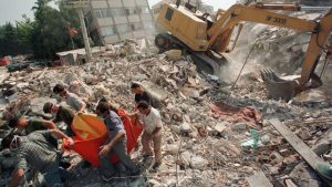 17 Ağustos Depremi'nin 22. yıl dönümü: Kaç kişi hayatını kaybetti, neler yaşandı?