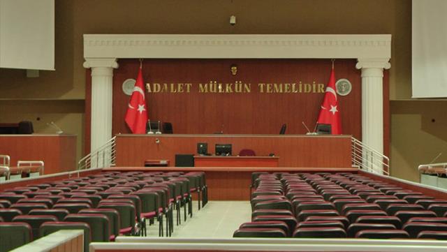 28 Şubat davasında yeni gelişme! Çevik Bir ve Çetin Doğan'ın da ortalarında bulunduğu 14 kişi için tutuklama kararı 28 Şubat davasında yeni gelişme! Çevik Bir ve Çetin Doğan'ın da ortalarında bulunduğu 14 kişi için tutuklama kararı