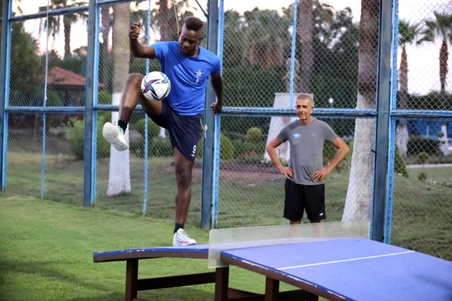 Adana Demirspor'un Fenerbahçe mesaisi sürüyor