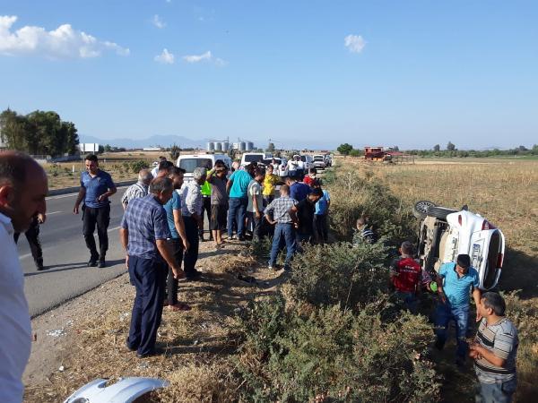 Adana'da araba ile elektrikli bisiklet çarpıştı: 2'si çocuk 4 yaralı