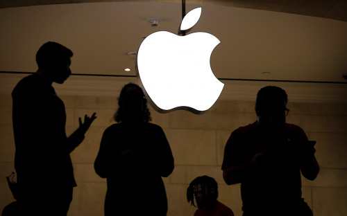 Apple, artan Koronavirüs hadiseleri nedeniyle ofislere dönüşü 2022'ye erteledi
